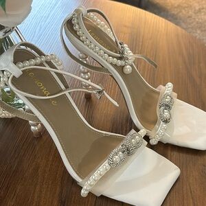 Lemonade miss lola pearl heels